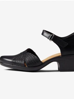 Clarks Emily Rae Sandal Black Size 10M NWB
